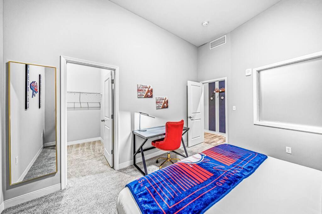 2Br Unit In The Heart Of Dt With View Of Playhouse Square, Pool & Gym Access- 305 Apartment คลีฟแลนด์ ภายนอก รูปภาพ