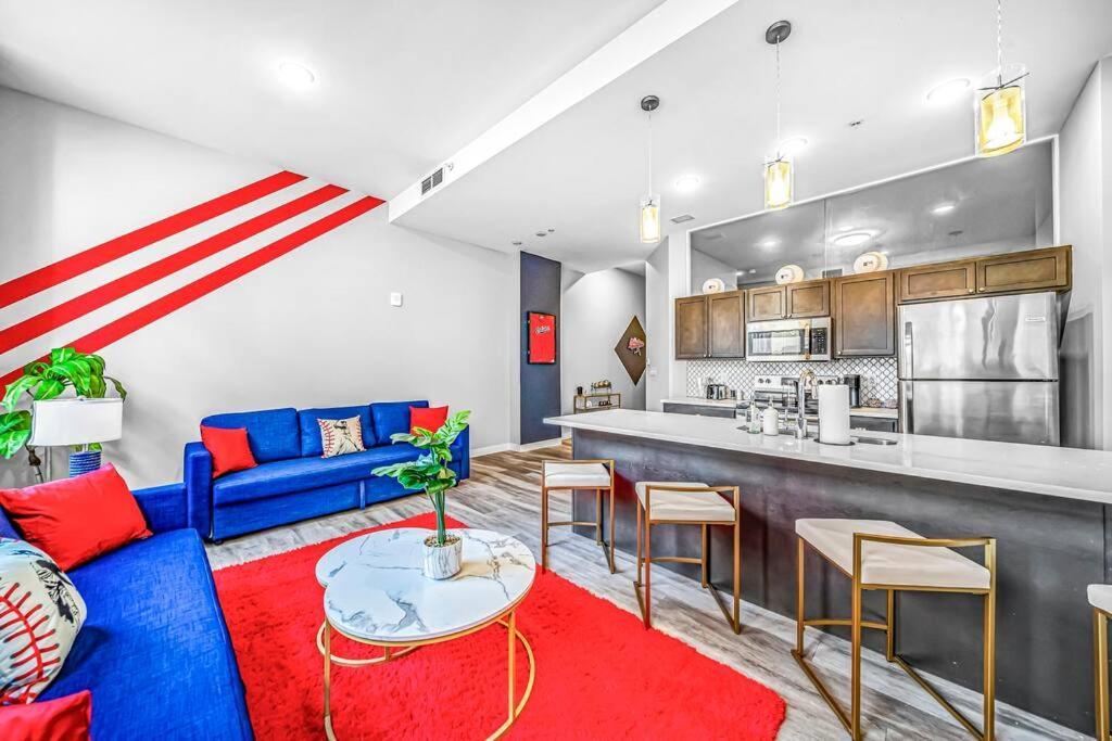 2Br Unit In The Heart Of Dt With View Of Playhouse Square, Pool & Gym Access- 305 Apartment คลีฟแลนด์ ภายนอก รูปภาพ
