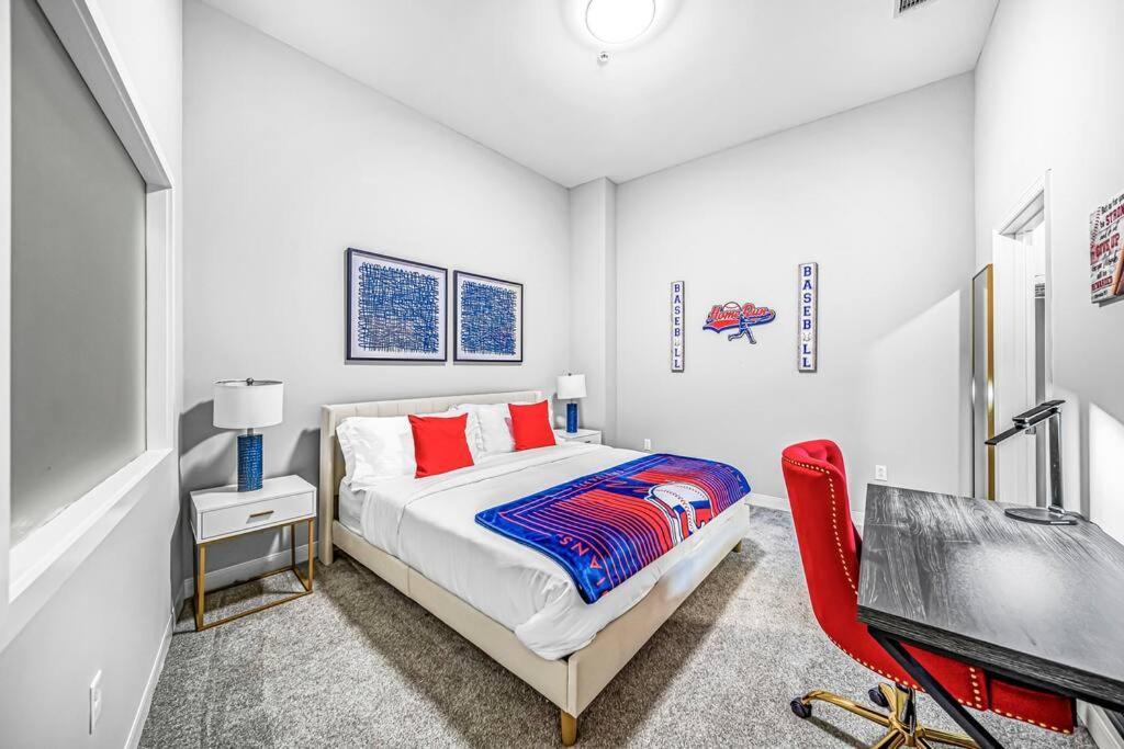 2Br Unit In The Heart Of Dt With View Of Playhouse Square, Pool & Gym Access- 305 Apartment คลีฟแลนด์ ภายนอก รูปภาพ